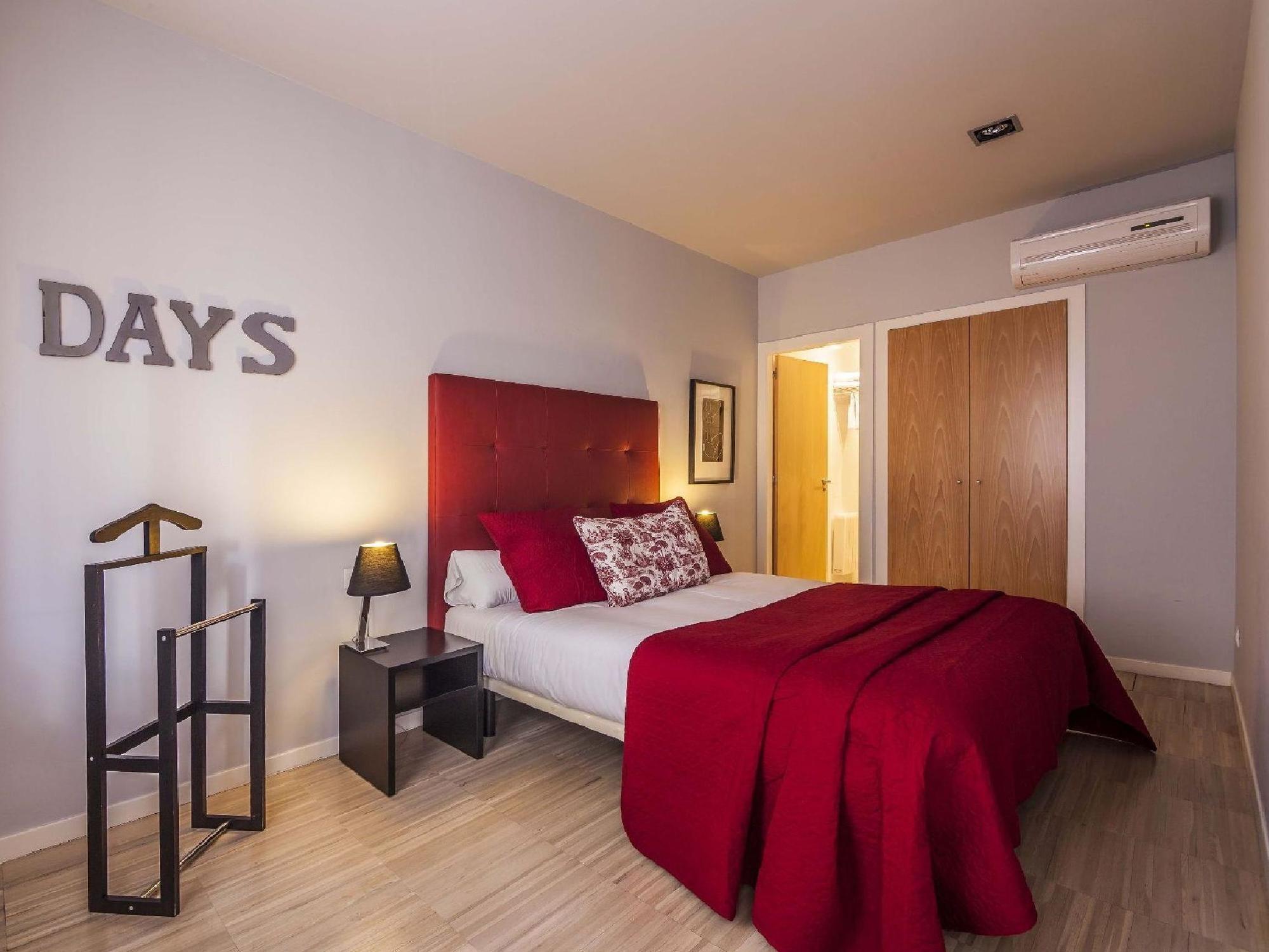 Mh Apartments Sant Pau Barcelona Ngoại thất bức ảnh