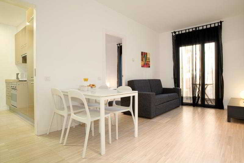 Mh Apartments Sant Pau Barcelona Ngoại thất bức ảnh