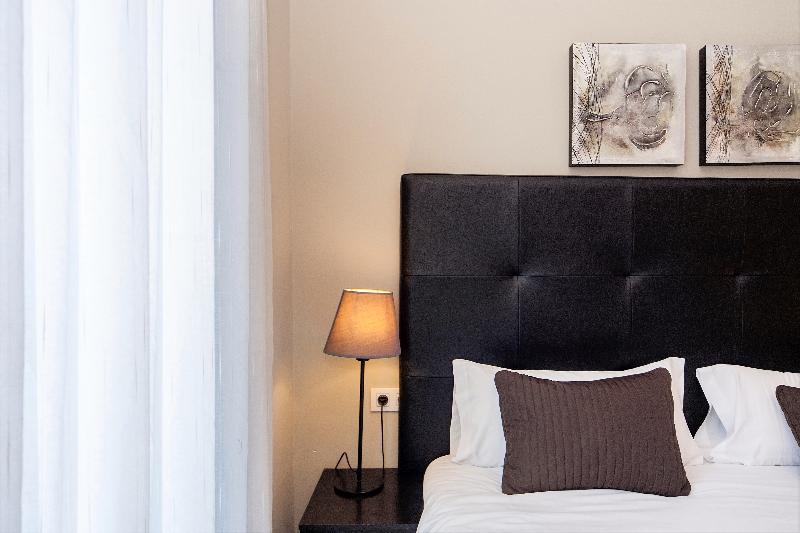 Mh Apartments Sant Pau Barcelona Ngoại thất bức ảnh