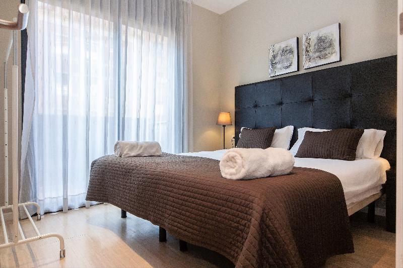 Mh Apartments Sant Pau Barcelona Ngoại thất bức ảnh