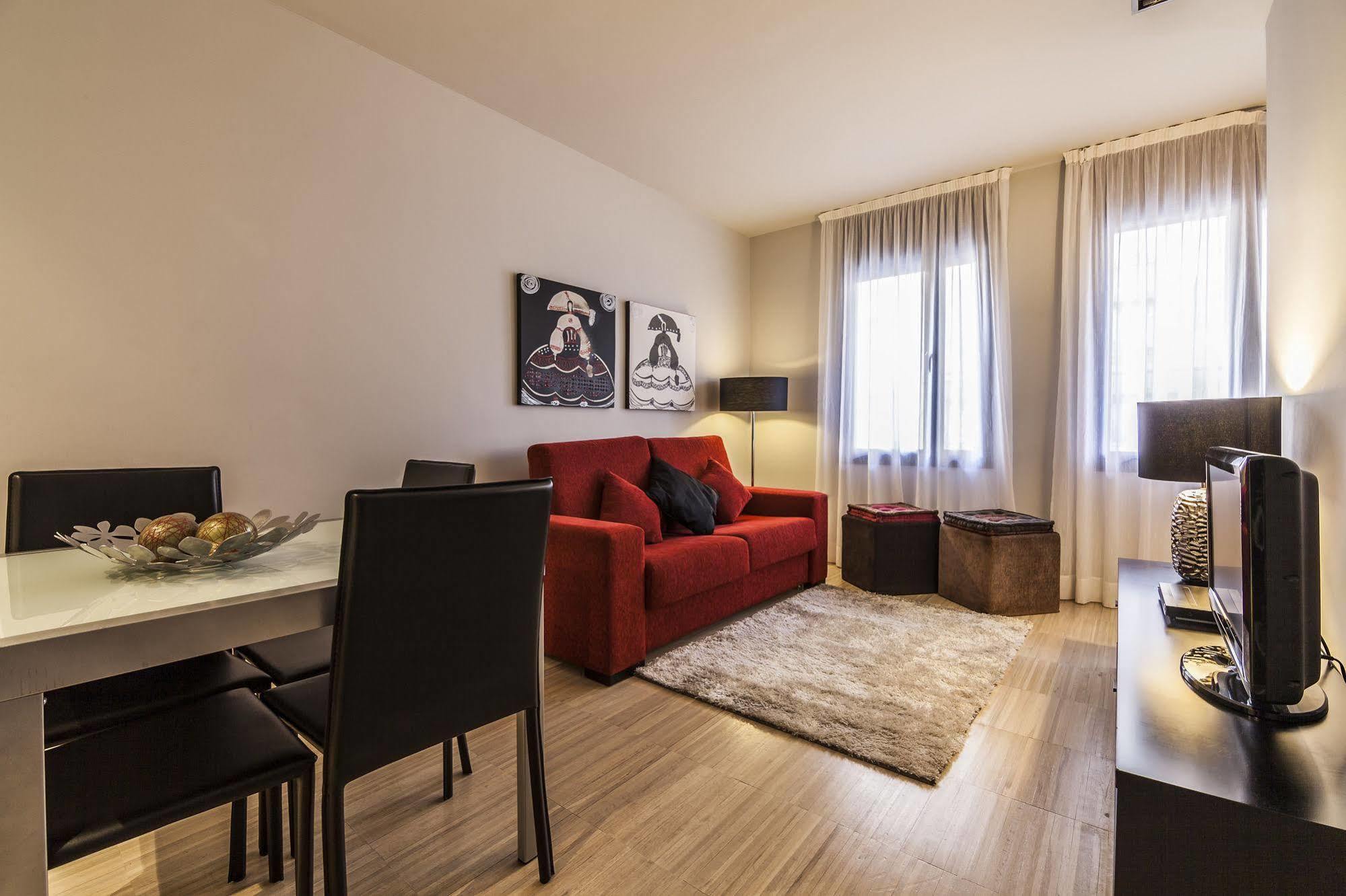 Mh Apartments Sant Pau Barcelona Ngoại thất bức ảnh
