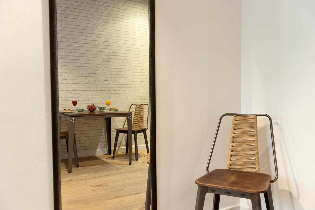 Mh Apartments Sant Pau Barcelona Ngoại thất bức ảnh